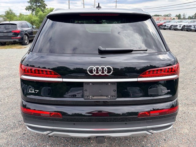 Certified 2024 Audi Q7 3.0T Premium Plus AWD/4WD image 4