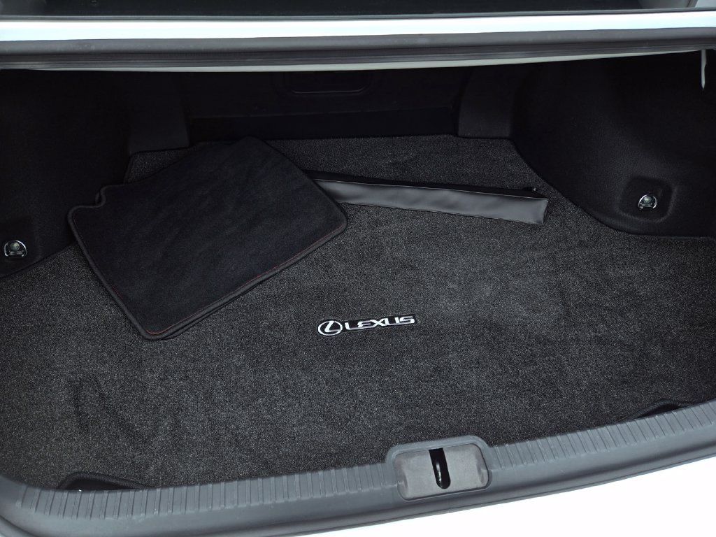 Used 2023 Lexus ES 350 F Sport w/ Accessory Package (Z2) FWD image 39