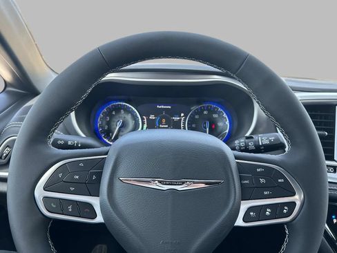 New 2026 Chrysler Pacifica Select AWD/4WD image 7