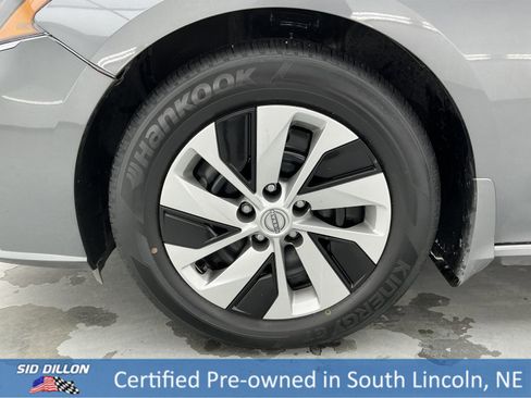 Used 2024 Nissan Altima 2.5 S image 18