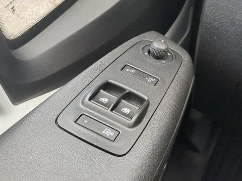 Used 2025 RAM ProMaster 2500 w/ Convenience Group FWD image 25