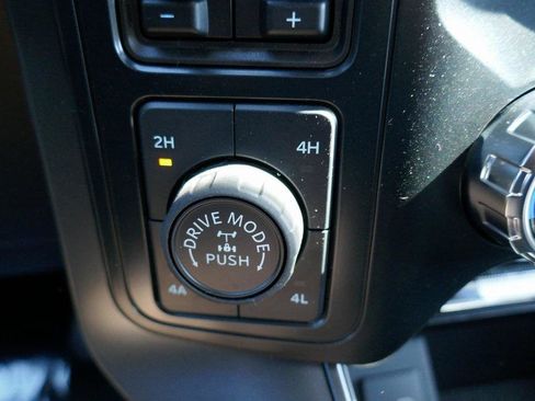 New 2025 Ford F150 Lariat w/ Equipment Group 501A Mid image 22