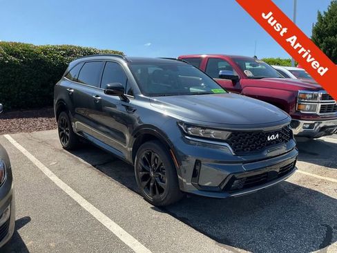 Used 2023 Kia Sorento SX AWD/4WD image 1