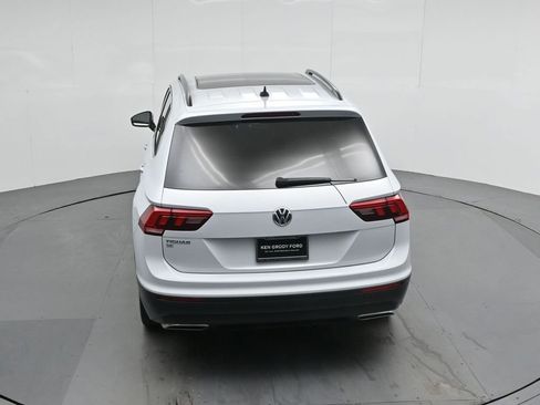 Used 2019 Volkswagen Tiguan SE w/ Panoramic Sunroof Package image 38