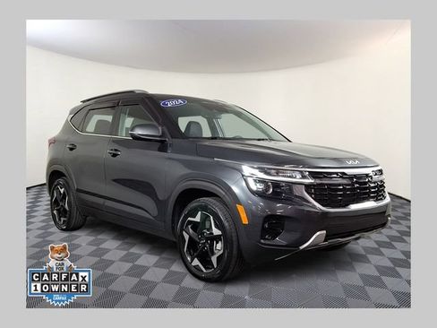 Used 2024 Kia Seltos EX AWD/4WD image 1