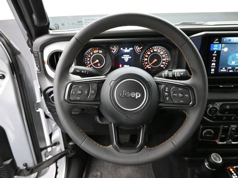 Used 2024 Jeep Wrangler Sport S image 14