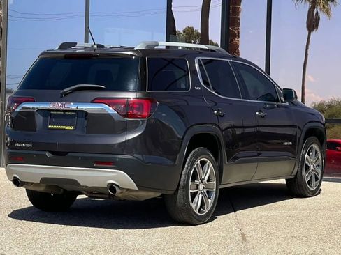 Used 2018 GMC Acadia SLT image 17