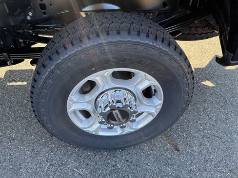 New 2026 Ford F350 XLT w/ FX4 Off-Road Package image 14