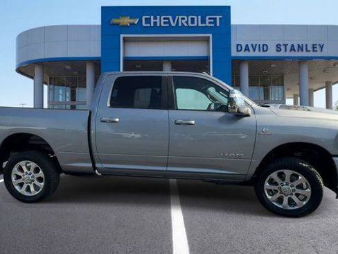 Used 2024 RAM 2500 Laramie w/ Sport Appearance Package AWD/4WD image 9