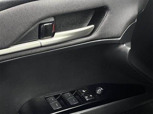 Used 2025 Toyota Camry LE image 21