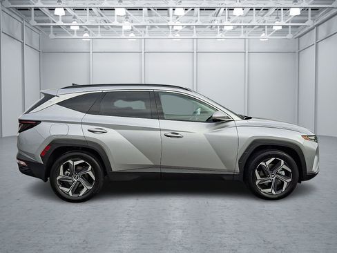 Certified 2024 Hyundai Tucson Limited AWD/4WD image 7