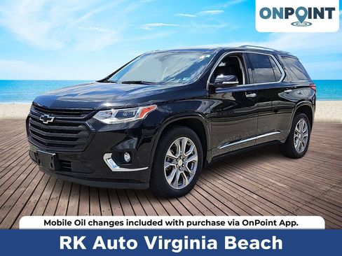 Certified 2019 Chevrolet Traverse Premier w/ LPO, Blackout Package FWD image 1