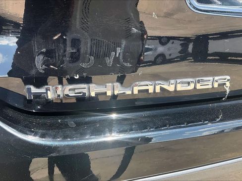 Used 2021 Toyota Highlander Limited AWD/4WD image 31