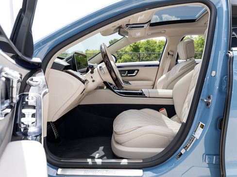 Used 2026 Mercedes-Benz S 580e 4MATIC Sedan image 30