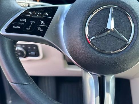 Used 2026 Mercedes-Benz GLB 250 4MATIC image 21