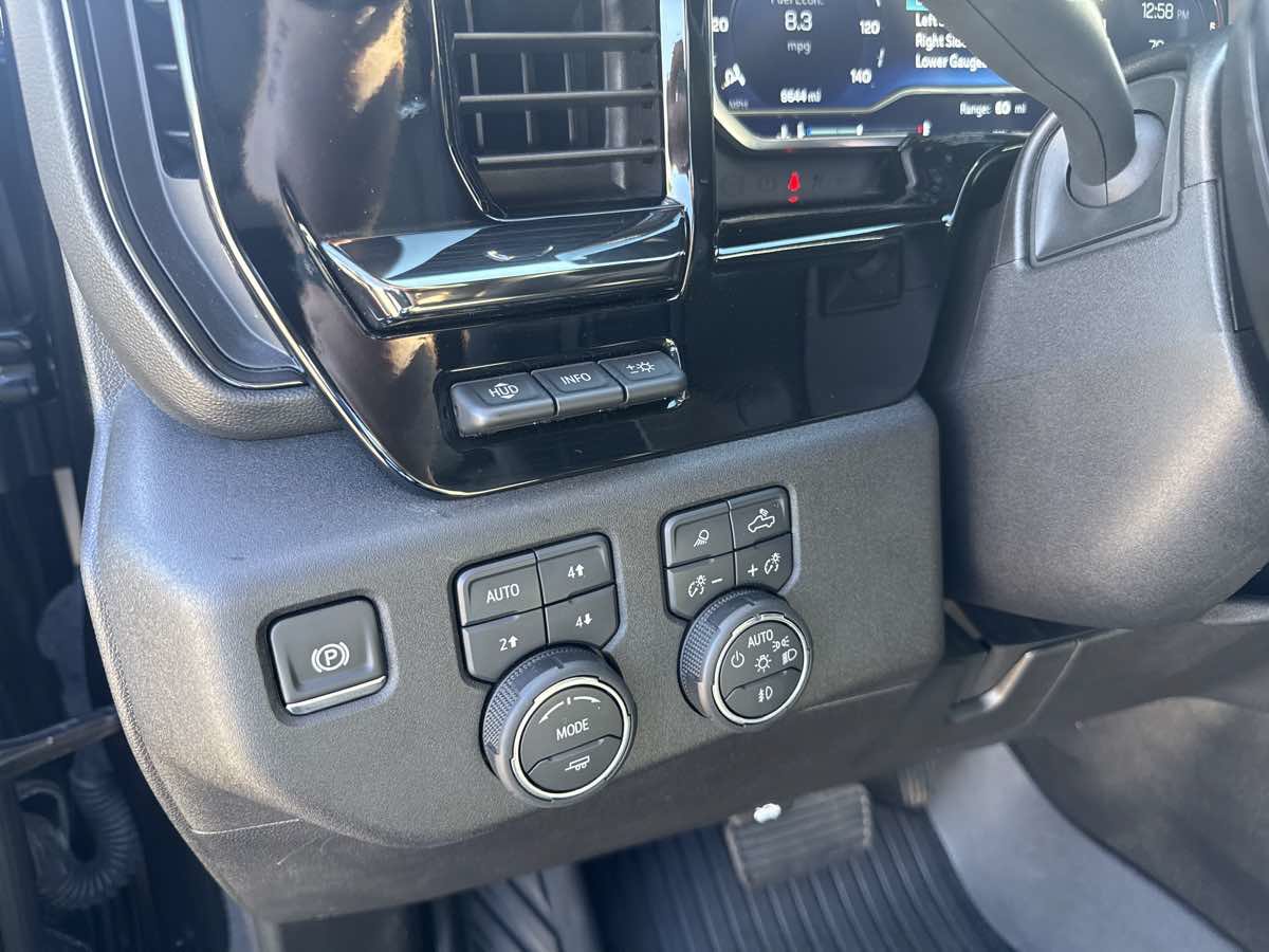 Used 2025 Chevrolet Silverado 2500 ZR2 w/ ZR2 Bison Edition AWD/4WD image 16