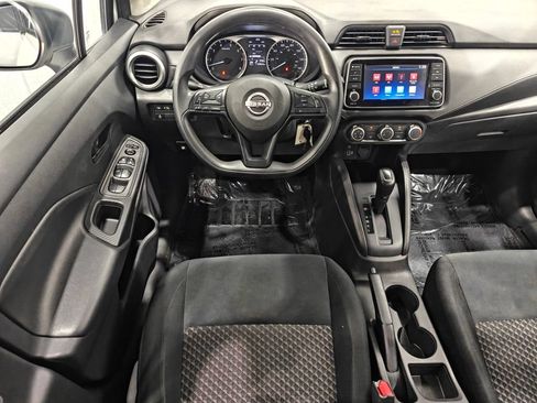 Used 2023 Nissan Versa S FWD image 4