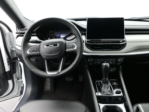 Used 2024 Jeep Compass Limited AWD/4WD image 15