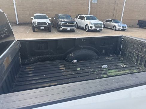 Certified 2023 Ford F250 XLT w/ FX4 Off-Road Package image 9