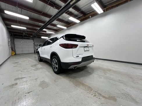 Certified 2025 Chevrolet Blazer LT image 6