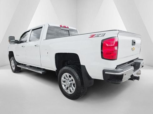 Used 2019 Chevrolet Silverado 3500 LTZ w/ Duramax Plus Package AWD/4WD image 8