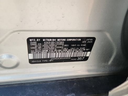 Used 2025 Mitsubishi Outlander Sport AWD image 16