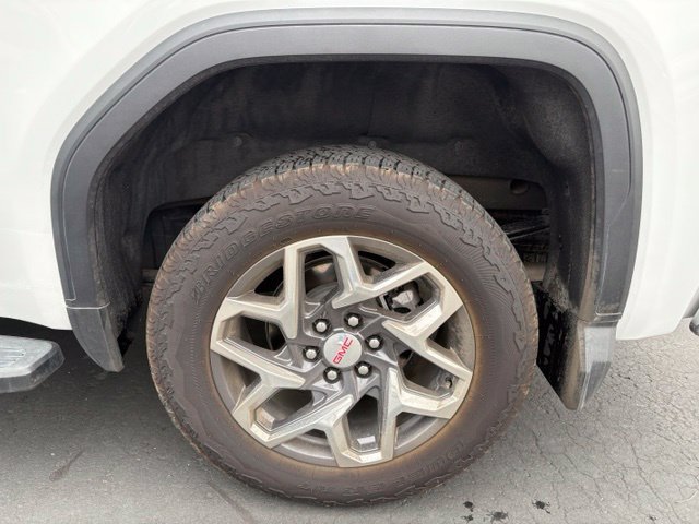 Used 2025 GMC Sierra 1500 SLT w/ SLT Premium Plus Package AWD/4WD image 12