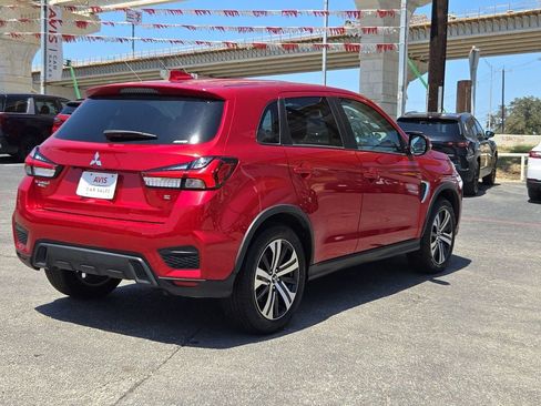 Used 2025 Mitsubishi Outlander Sport SE AWD/4WD image 6