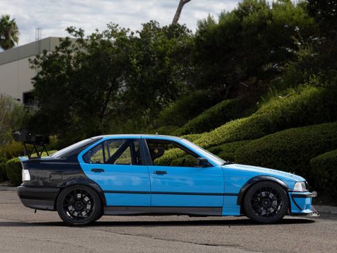 Used 1994 BMW 325i Sedan image 46