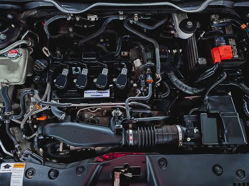 Used 2019 Honda Civic EX image 12