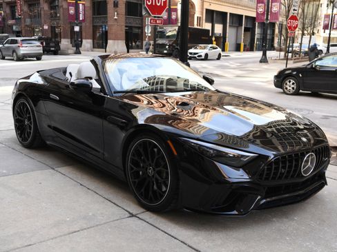 Used 2024 Mercedes-Benz SL 63 AMG 4MATIC image 6