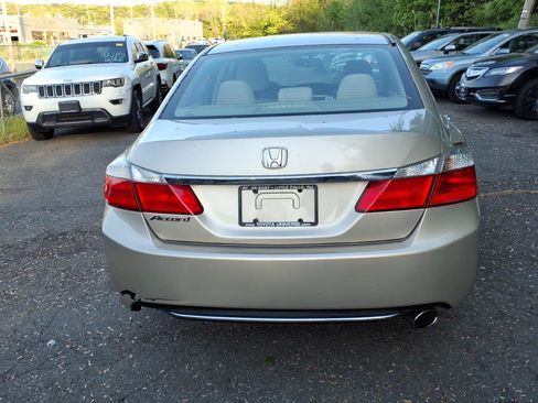 Used 2013 Honda Accord LX image 5