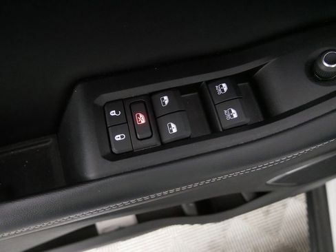 Used 2024 Jeep Grand Cherokee Limited 4xe image 16