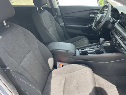 Certified 2024 Honda Accord EX image 22