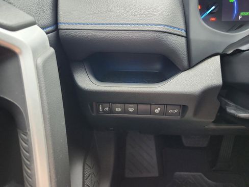 Used 2020 Toyota RAV4 XSE AWD/4WD image 23