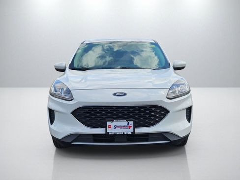 Used 2020 Ford Escape SE FWD image 2