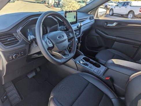 New 2025 Ford Escape Active image 41