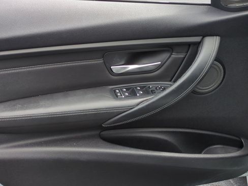 Used 2016 BMW M3 RWD image 14