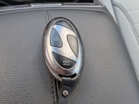 Used 2025 Hyundai Santa Cruz SE FWD image 32