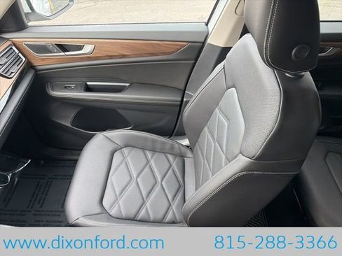 New 2026 Volkswagen Atlas SE image 19