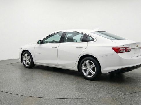 Used 2024 Chevrolet Malibu LT image 5