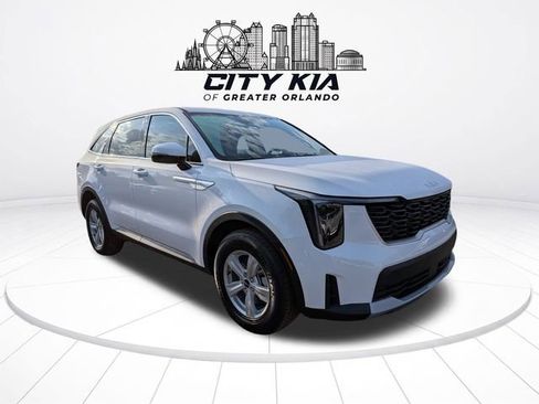 New 2026 Kia Sorento LX FWD image 8