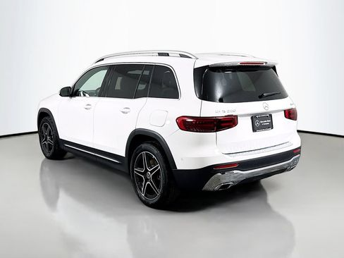 Used 2026 Mercedes-Benz GLB 250 4MATIC image 5