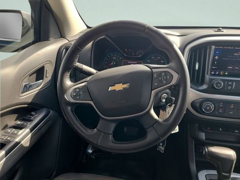 Used 2020 Chevrolet Colorado LT image 15