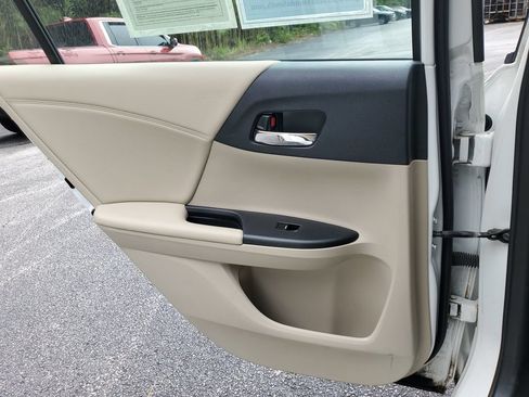 Used 2014 Honda Accord EX-L image 14