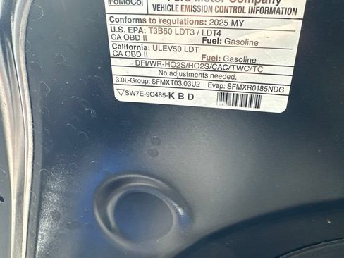 Used 2025 Ford Explorer ST w/ Sun And Sound Package AWD/4WD image 18