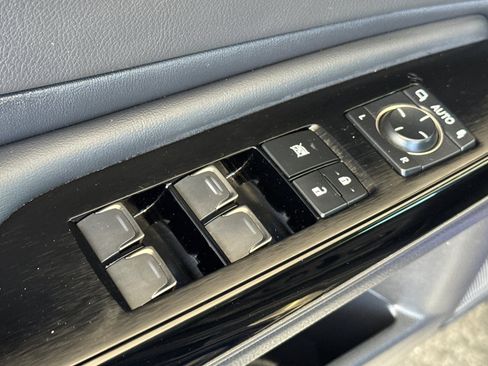 Used 2024 Lexus ES 300h w/ Premium Package FWD image 13