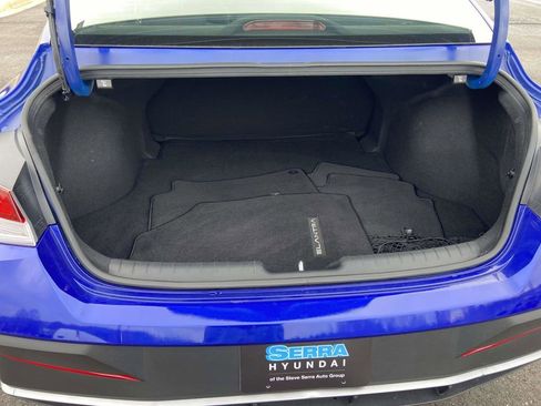 Certified 2025 Hyundai Elantra Sport FWD image 11