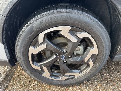 Used 2023 Subaru Crosstrek 2.5i Limited image 6