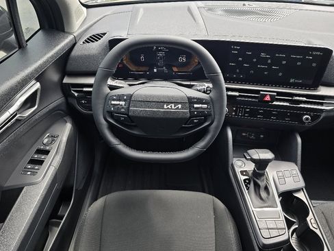 New 2026 Kia Sportage LX w/ LX Convenience Package AWD/4WD image 6